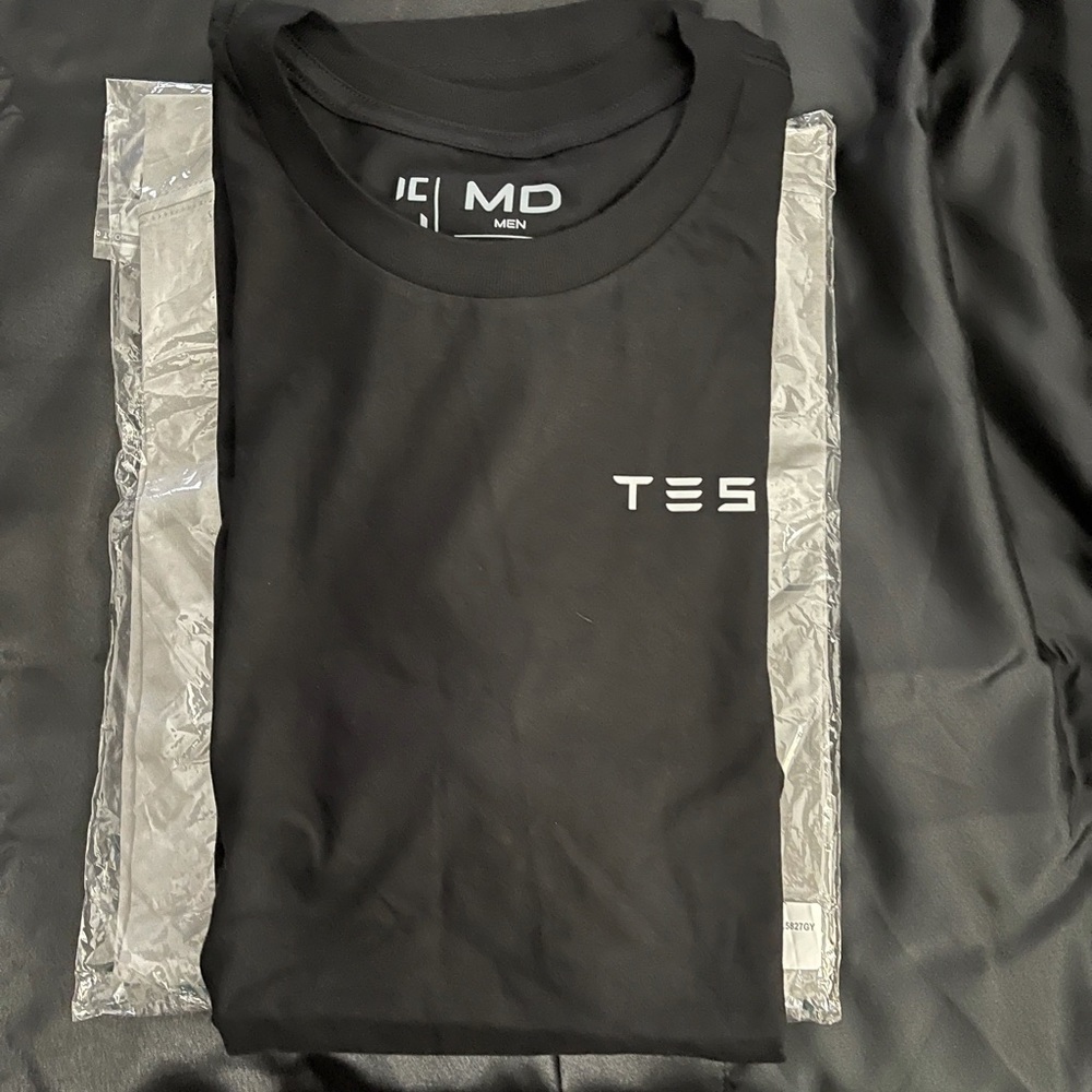 ***TESLA OFFICIAL BRANDED MENS T-SHIRTS.